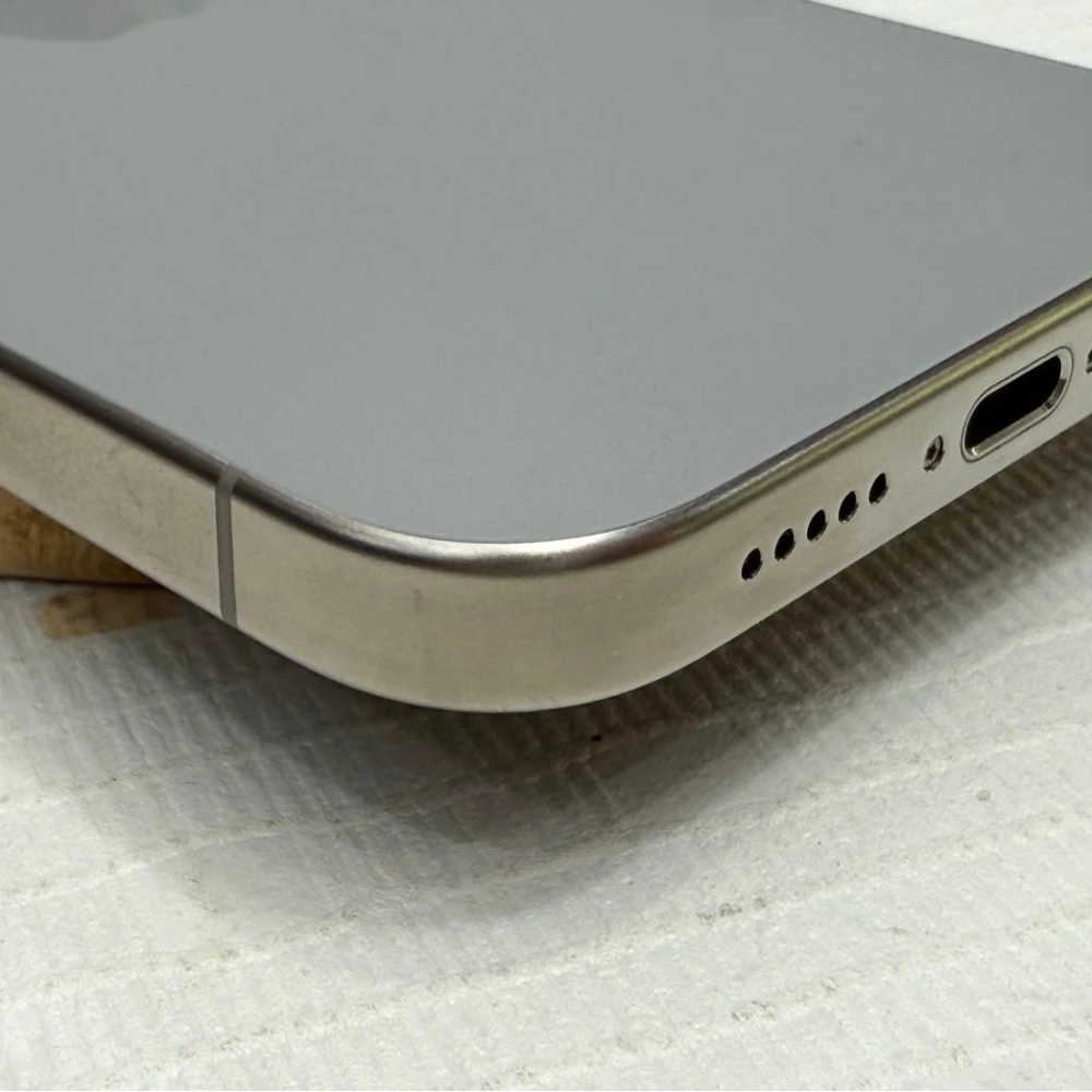 iPhone 15 pro max 256g 鈦 電池100% 有盒裝有配件