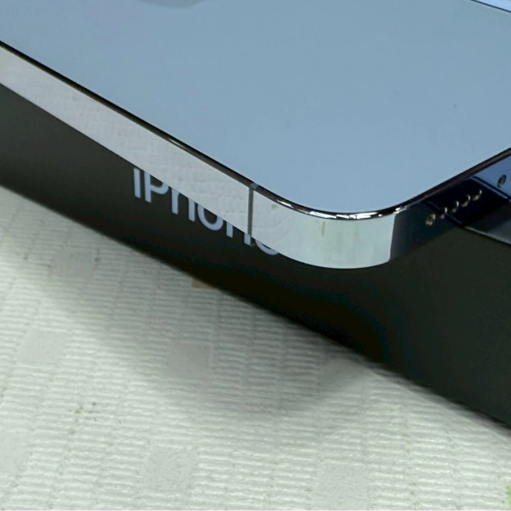 iPhone 13 pro 256g 藍 電池77%  無盒裝有配件