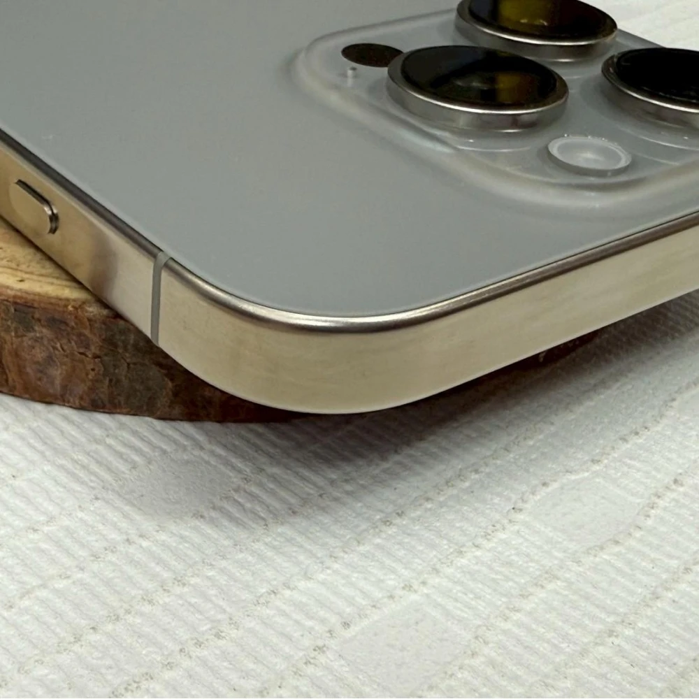 iPhone 16 pro 128g 鈦 電池100% 循環60次 保固到2026/03/18 有盒