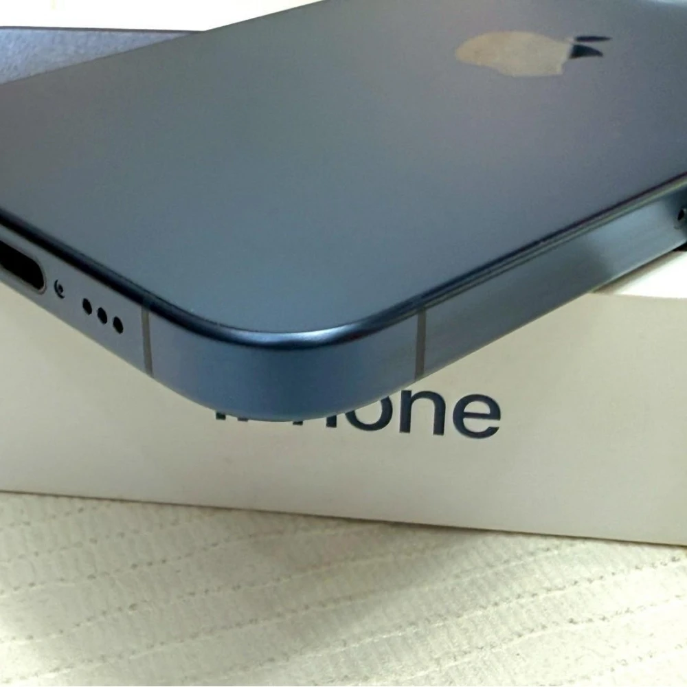 iPhone 15 pro 128g 藍  電池100% 循環63次 原廠福利品 有盒裝有配件
