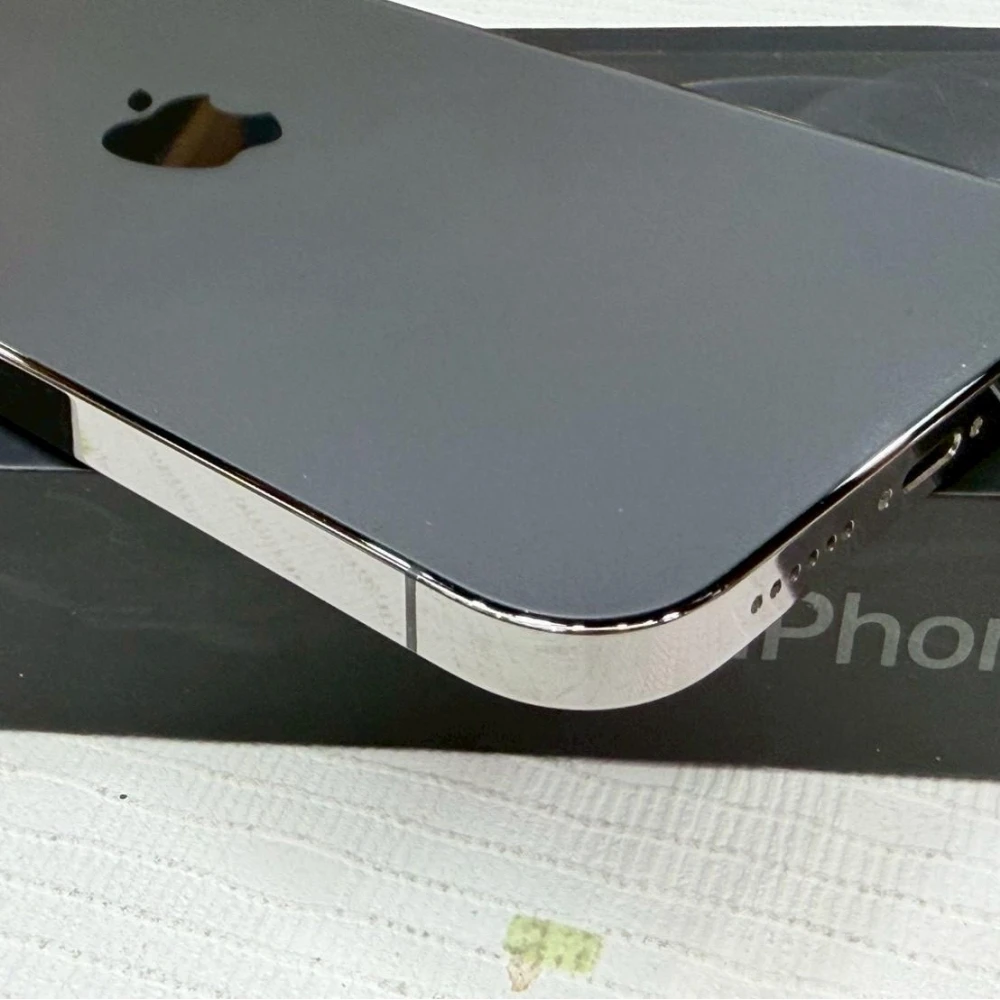 iPhone 12 Pro Max 256g 黑 副廠有健康度電池100% 換過相機 有盒裝有配件