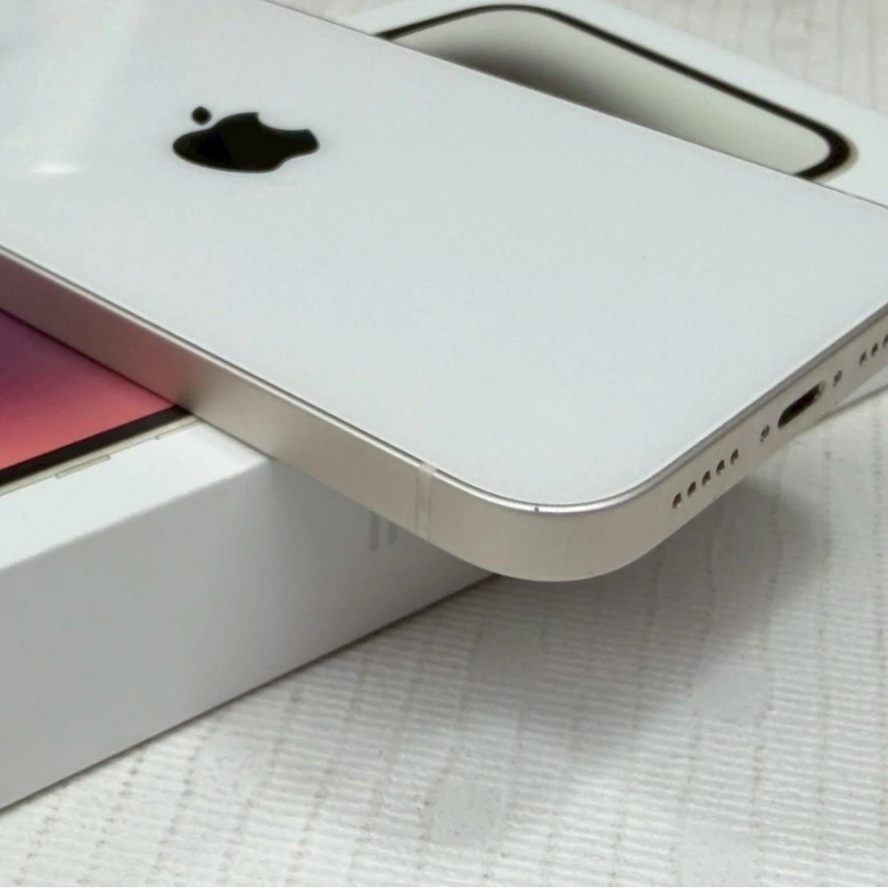 iPhone 14 256g 白 電池72% 有盒裝有配件
