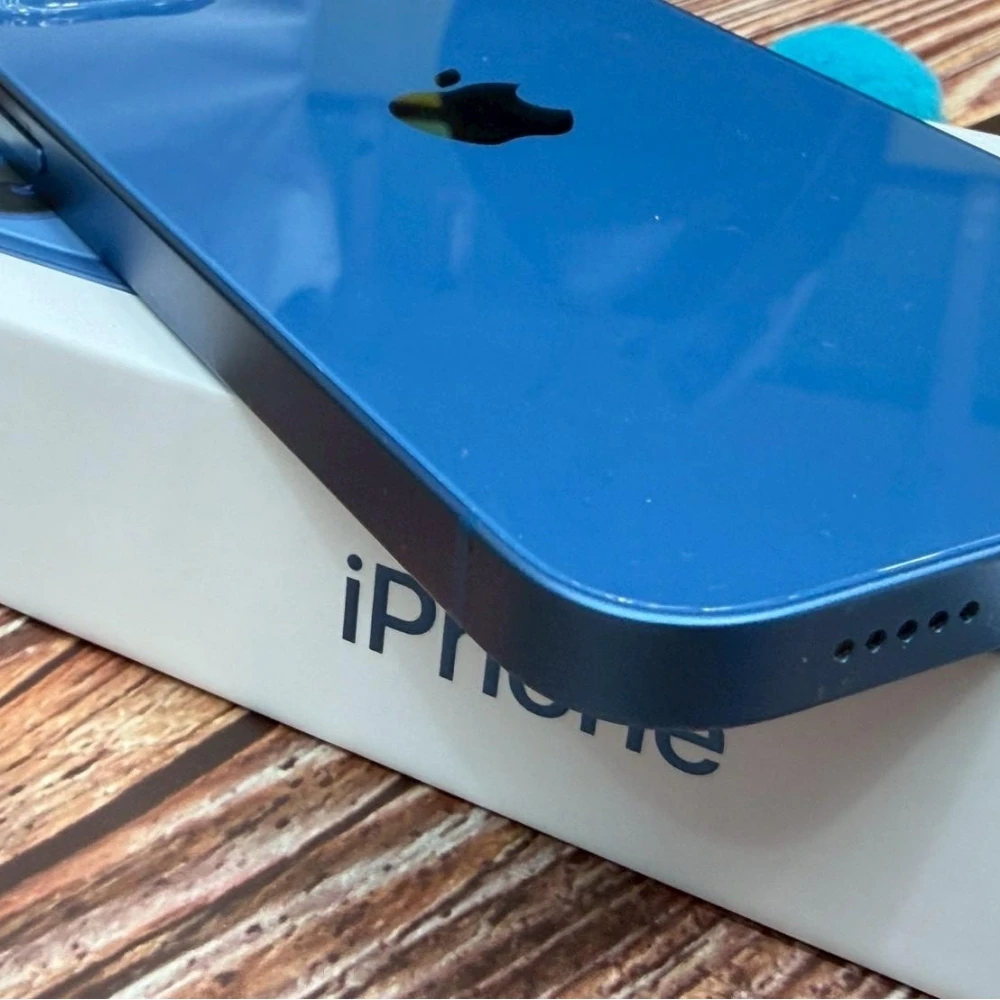 iPhone 13 256G 藍 電池78% 無盒裝有配件
