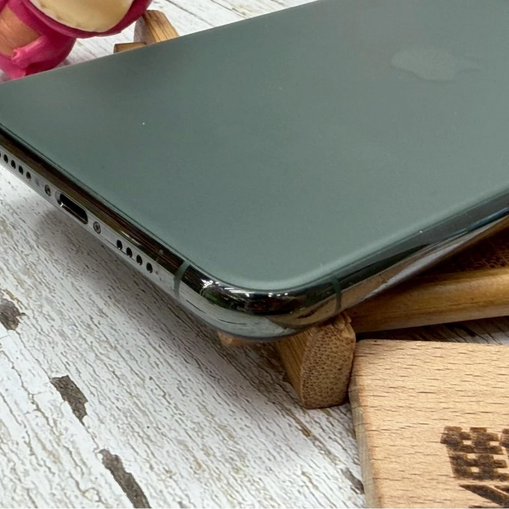 iPhone 11 Pro Max 64g 綠 電池84% 換過副廠螢幕 稀有版本15.4.1 無盒