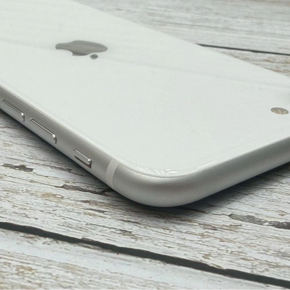 iPhone SE2 64g 白 副廠電池100% 無盒裝有配件