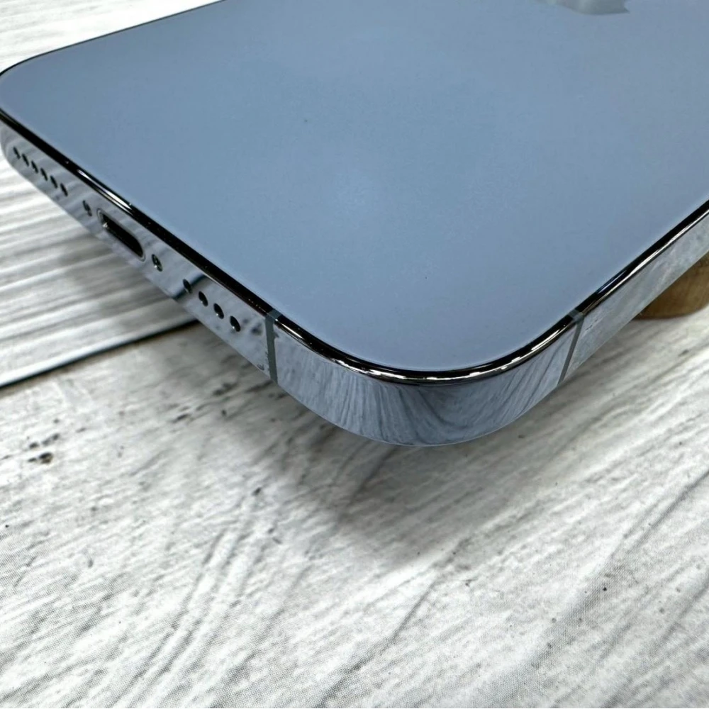 iPhone 13 PRO MAX 256g 藍 電池87% (換過螢幕) 無盒裝有配件
