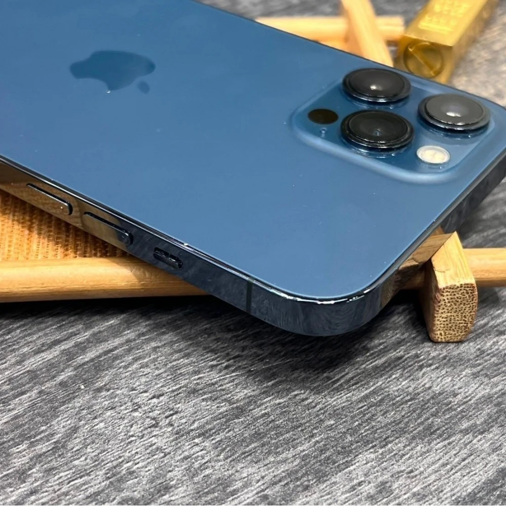 iPhone 12 Pro Max 128g 藍 電池100% 無盒裝有配件