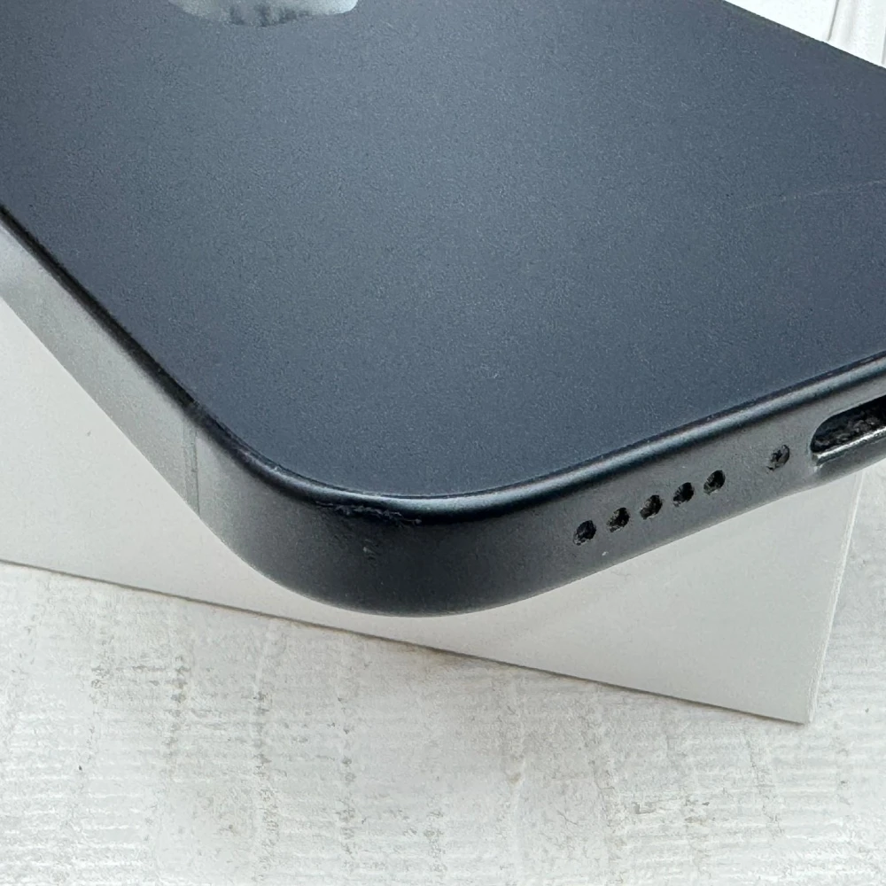 iPhone 15 128 黑 電池98%  保固到2025/07/03 有盒裝有配件 