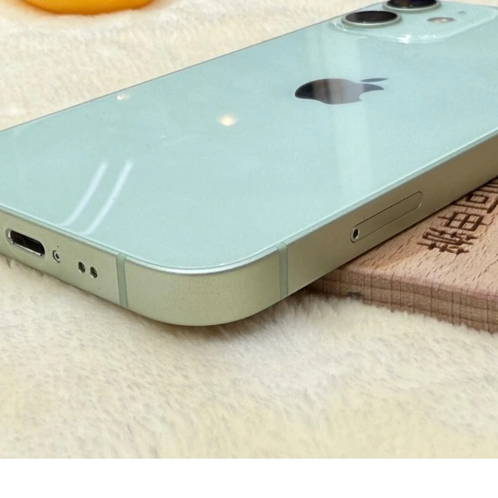 iPhone 12 mini 128g 綠 電池74% 螢幕有小傷 無盒裝有配件