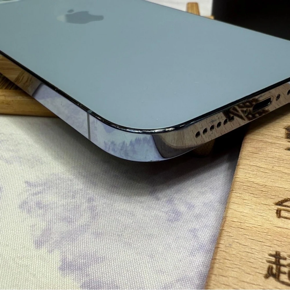 iPhone 13 PRO MAX 256g  藍 電池100% 有盒裝有配件
