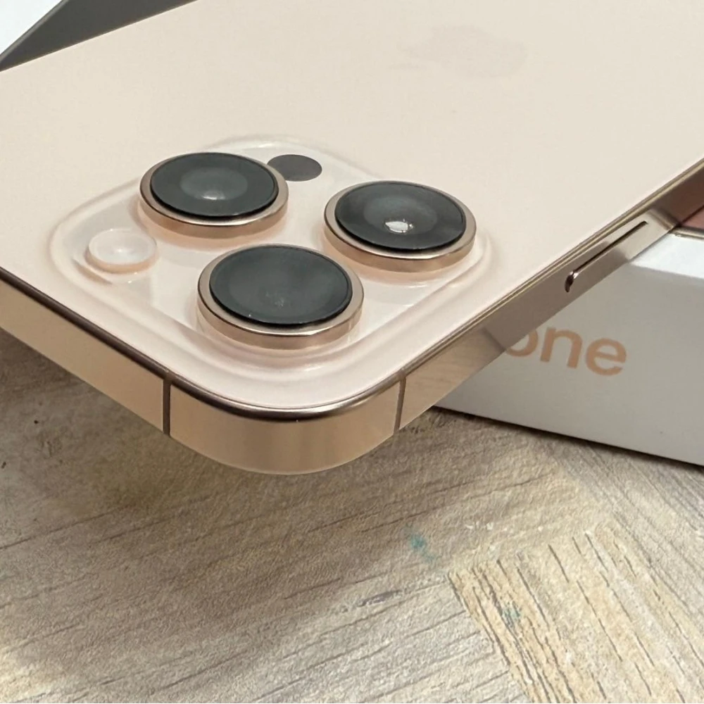 iPhone 16 pro max 256g 金 電池100% 循環０次 客戶續約 全新僅拆封 保固