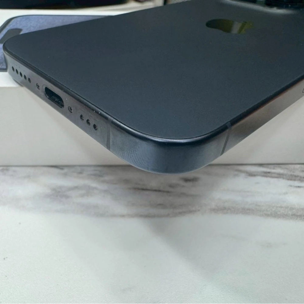 iPhone 15 Pro 128G 藍色 電池：95% 保固到 2025/8/7