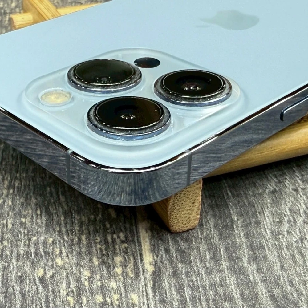 iPhone 13 Pro 128g 藍 電池85% 換過相機 無盒裝有配件 