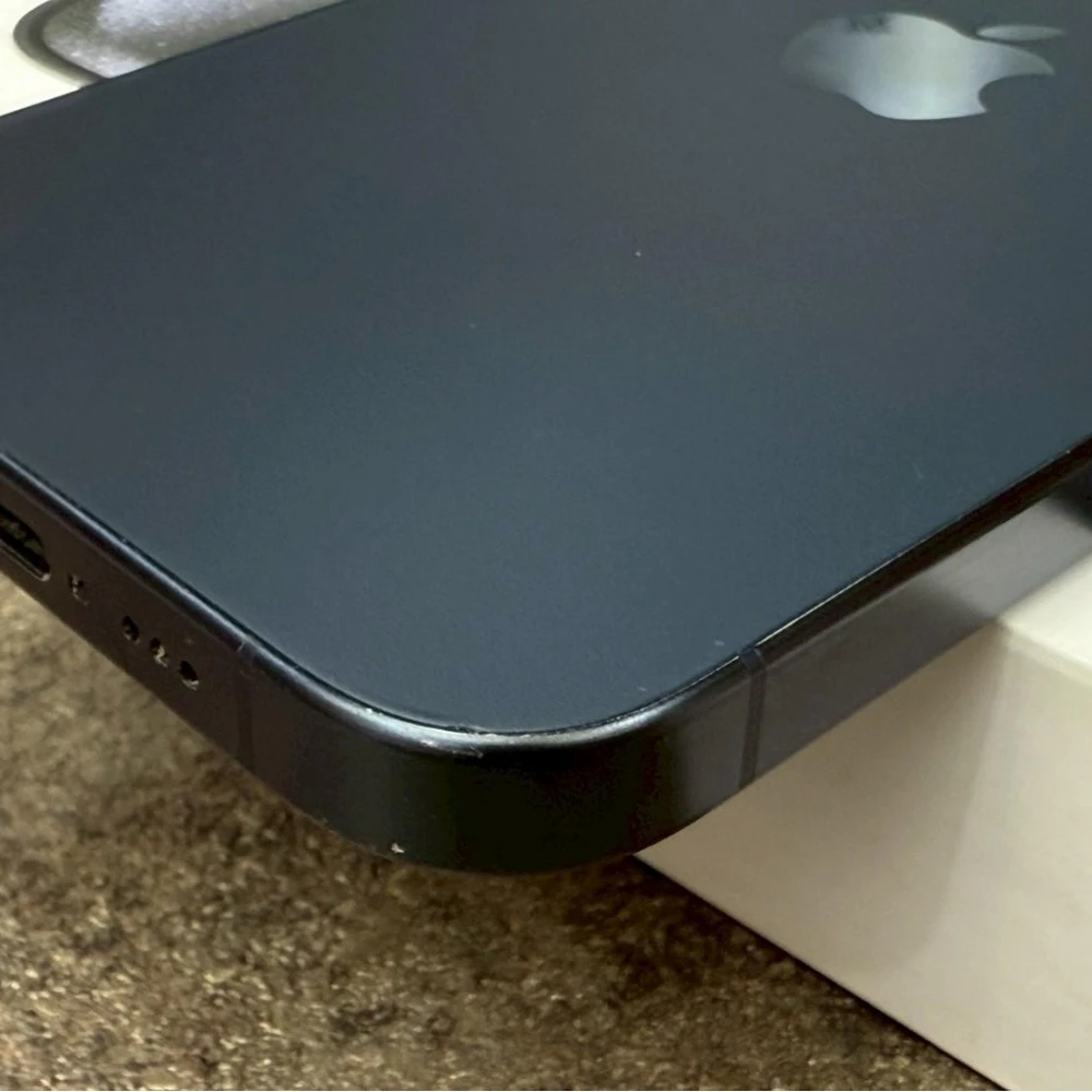 iPhone 15 pro 256g 藍 電池90% 有盒裝有配件