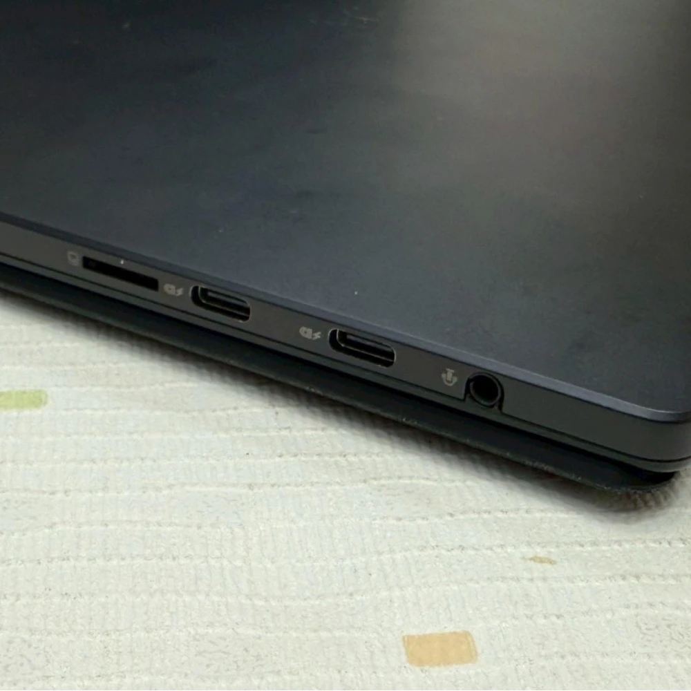 ASUS華碩 VivoBook 13 Slate OLED T3300KA-0112KN6000 1