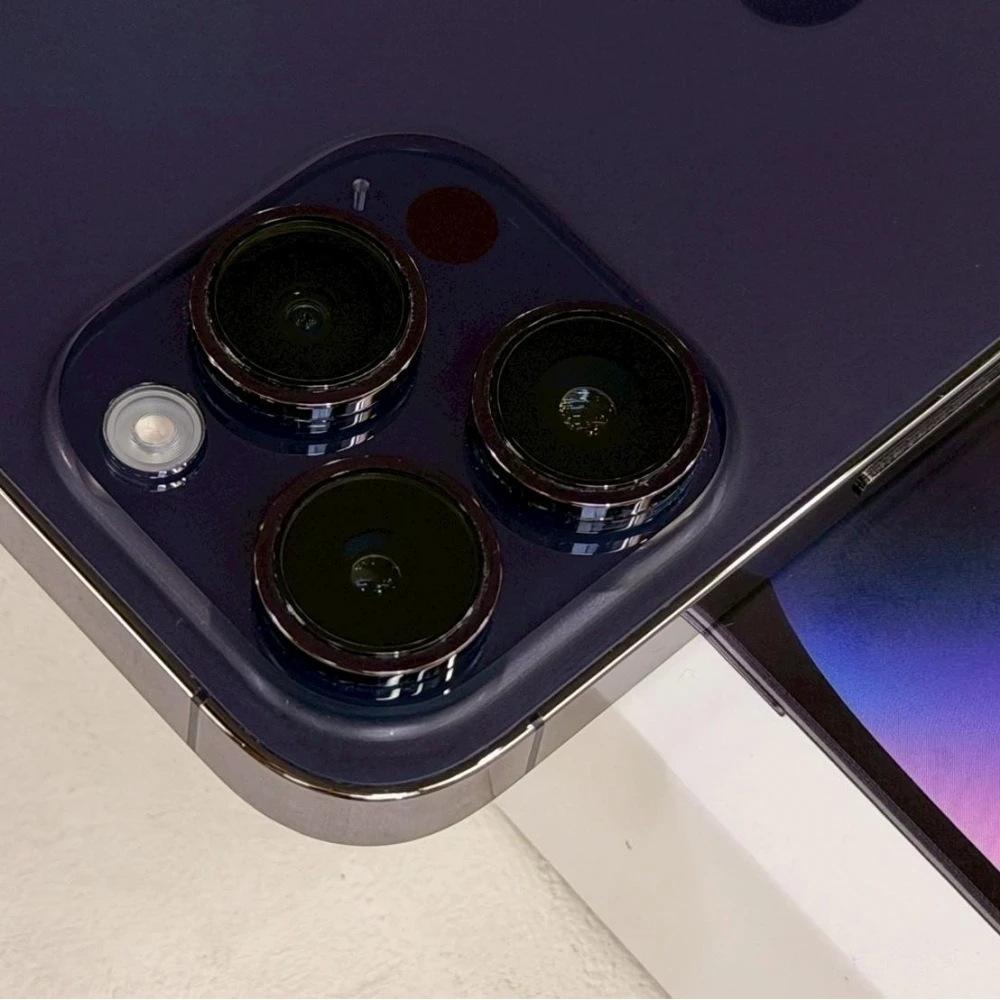 iPhone 14 pro 256g 紫 換過原廠電池88% 螢幕小細紋 邊框有使用痕跡 有盒裝有配