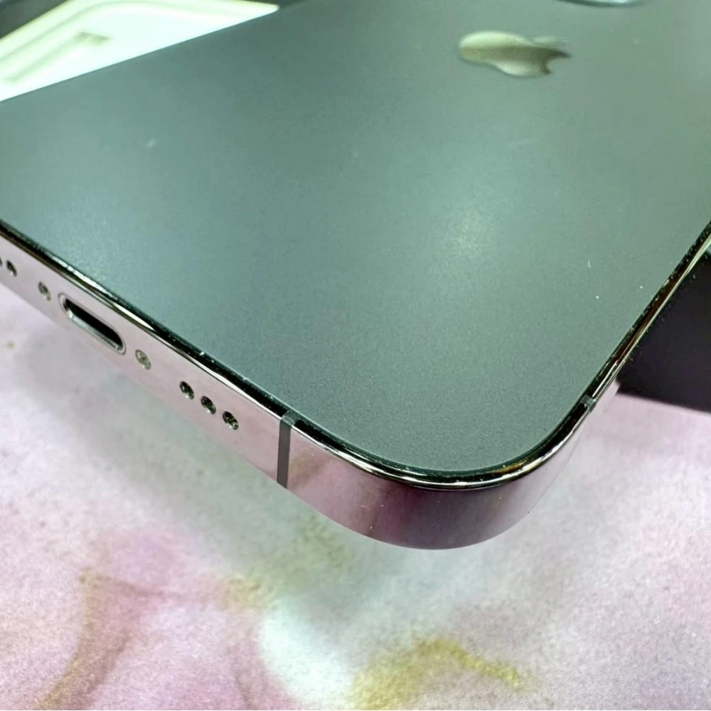 iPhone 13 Pro 256g 黑 電池79% （全機無傷）有盒裝有配件