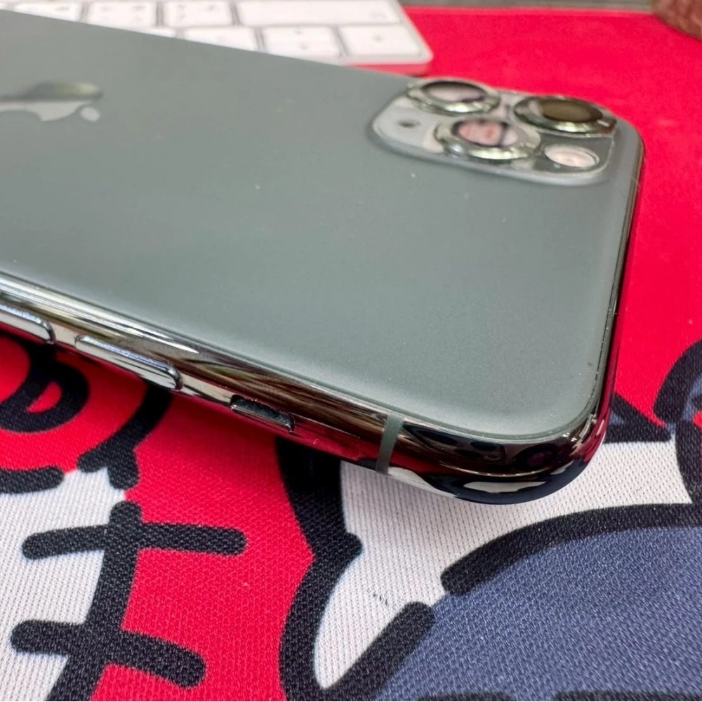 iPhone 11 Pro Max 256g 綠 電池75% (機況好大容量) 無盒裝有配件