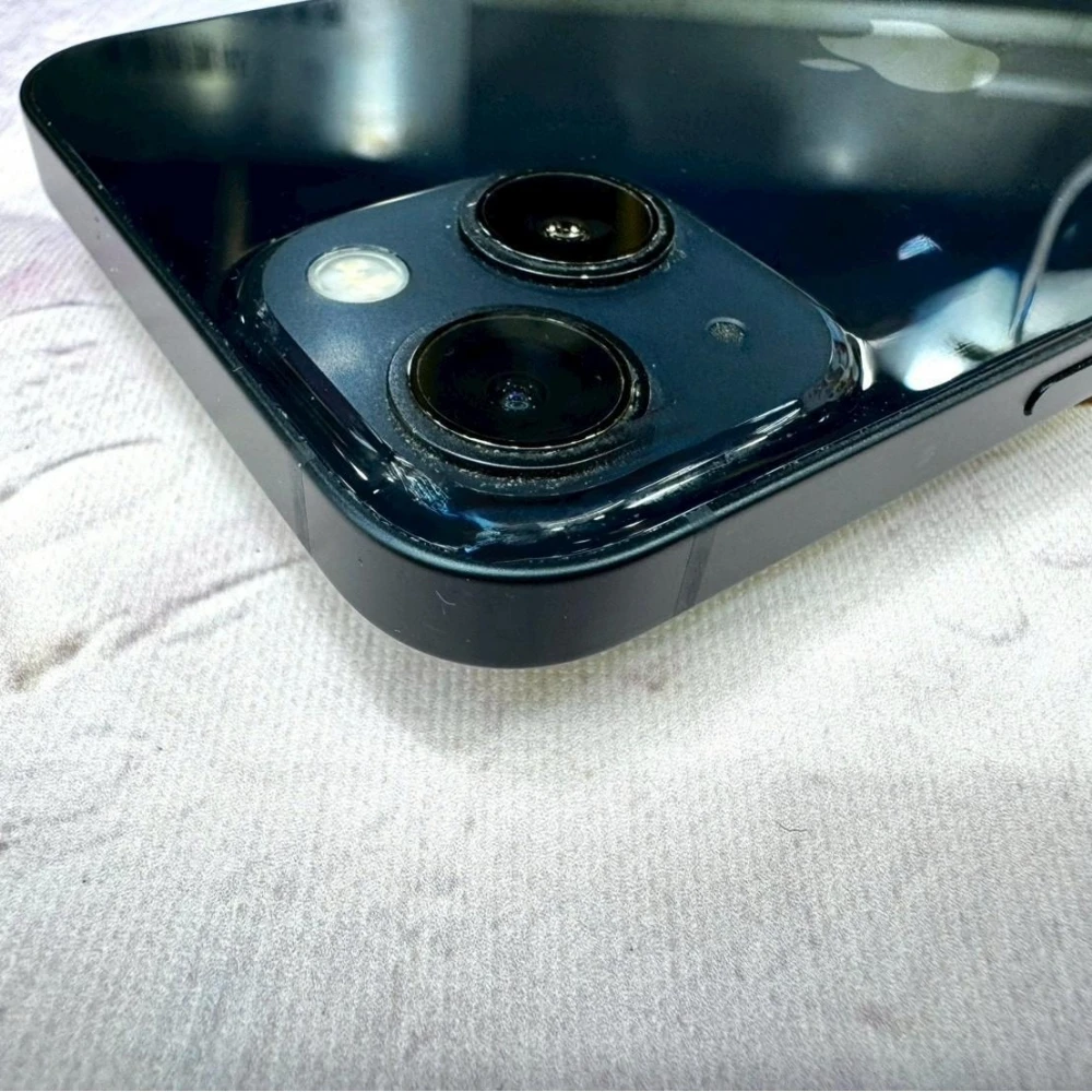 iPhone 13 256G 黑 電池86% 無盒裝有配件