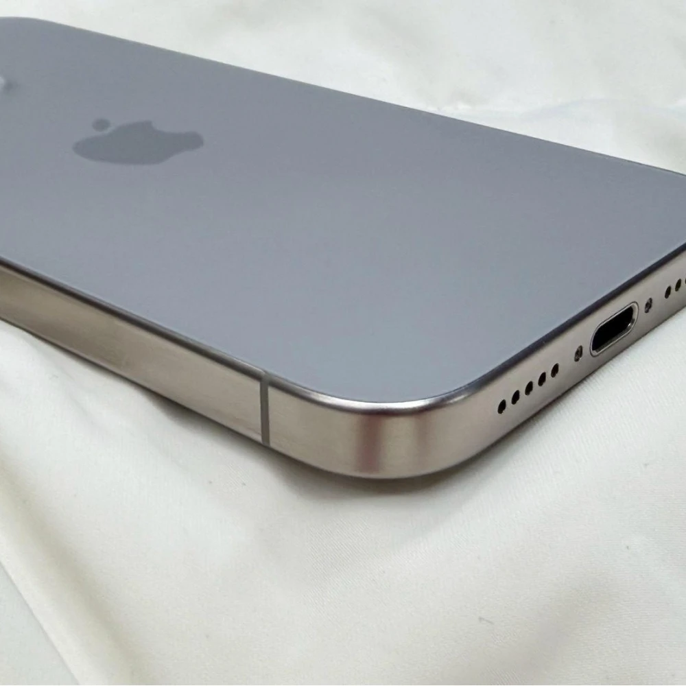 iPhone 15 Pro 128G 鈦 電池75% 無盒裝有配件