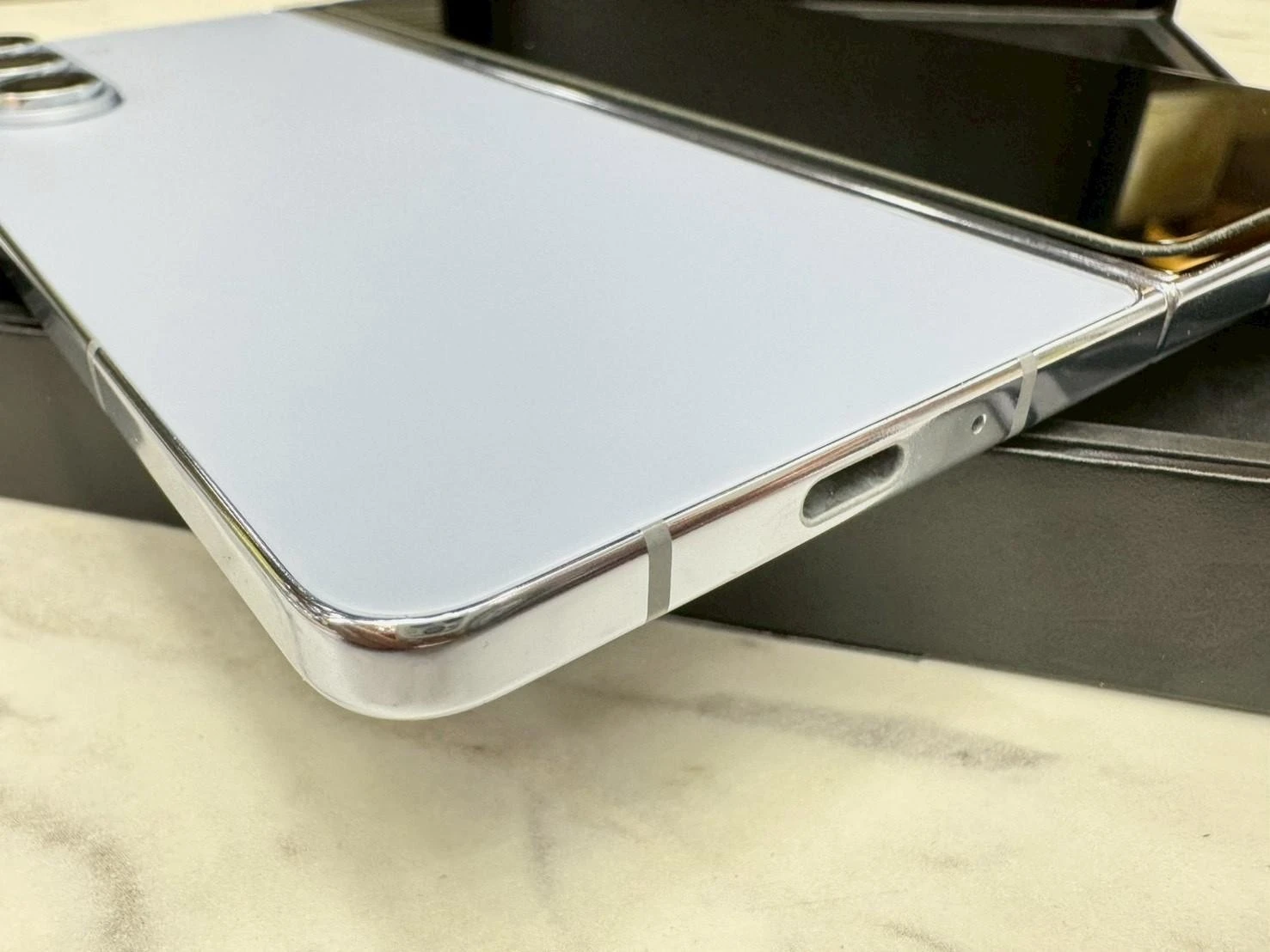 ?SAMSUNG Galaxy Z Fold5 (12+512G) 藍 有盒裝有配件