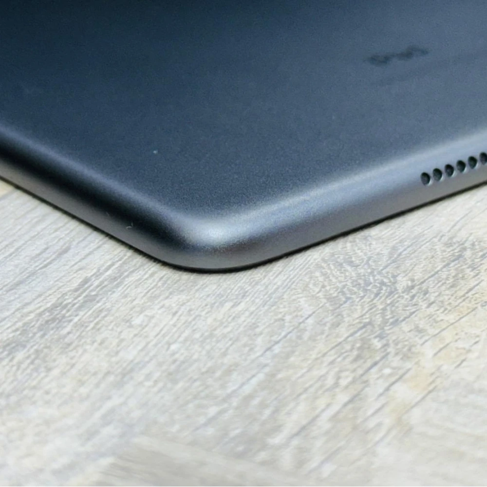iPad mini 5 64G WiFi版 黑 電池88% 機子有刻字 無盒裝 有配件