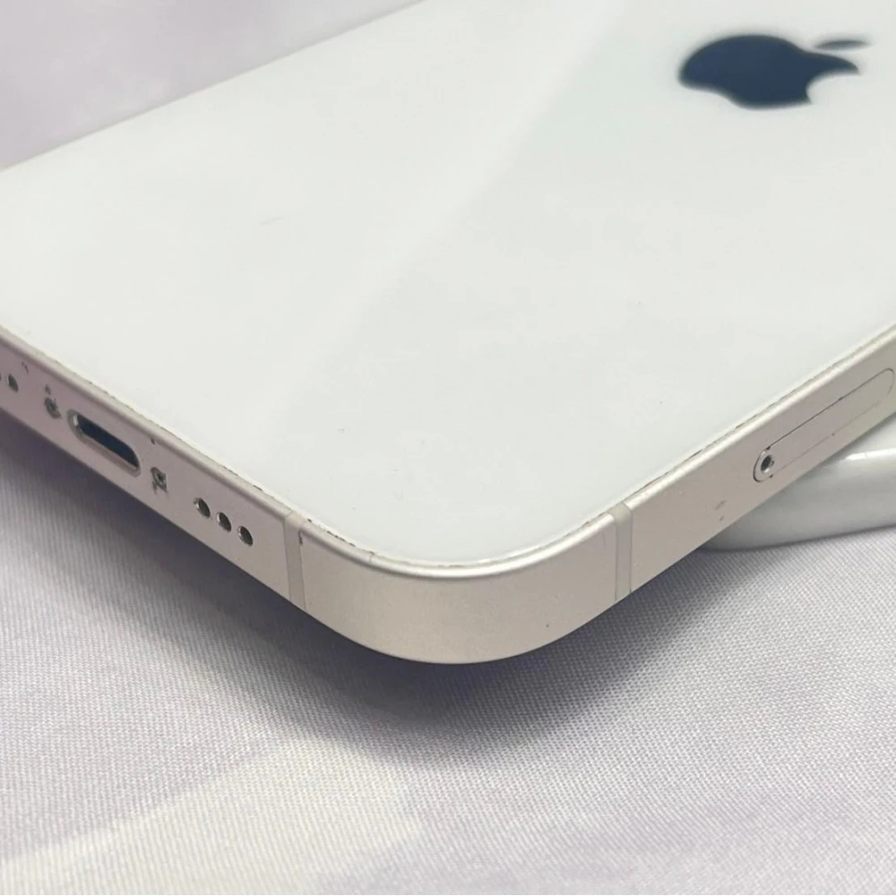 iPhone 13 128g 白 電池83% 無盒裝有配件