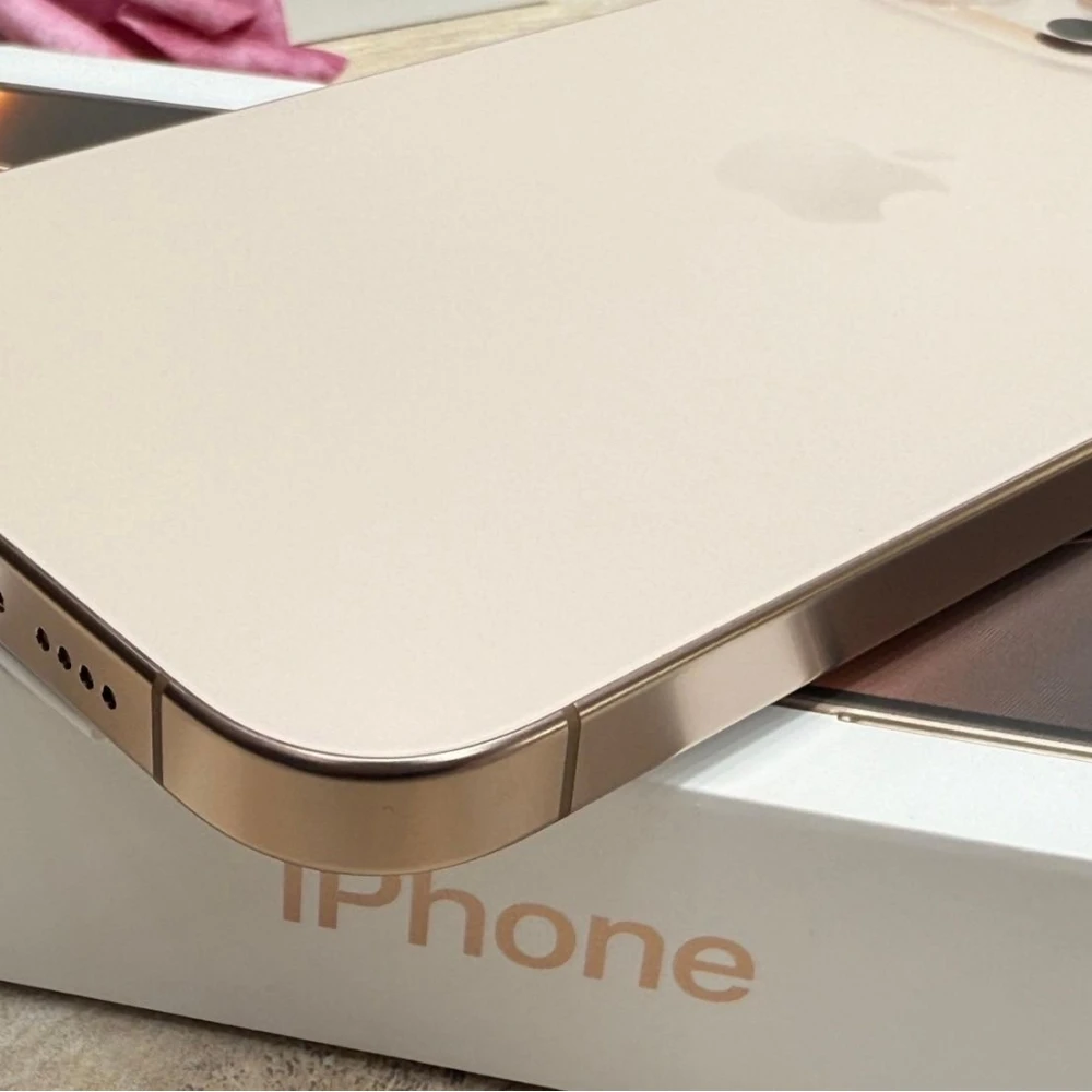 iPhone 16 pro max 256g 金 電池100% 循環０次 客戶續約 全新僅拆封 保固