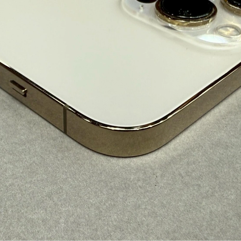 iPhone 13 PRO MAX 256g  金 電池81% 無盒裝有配件