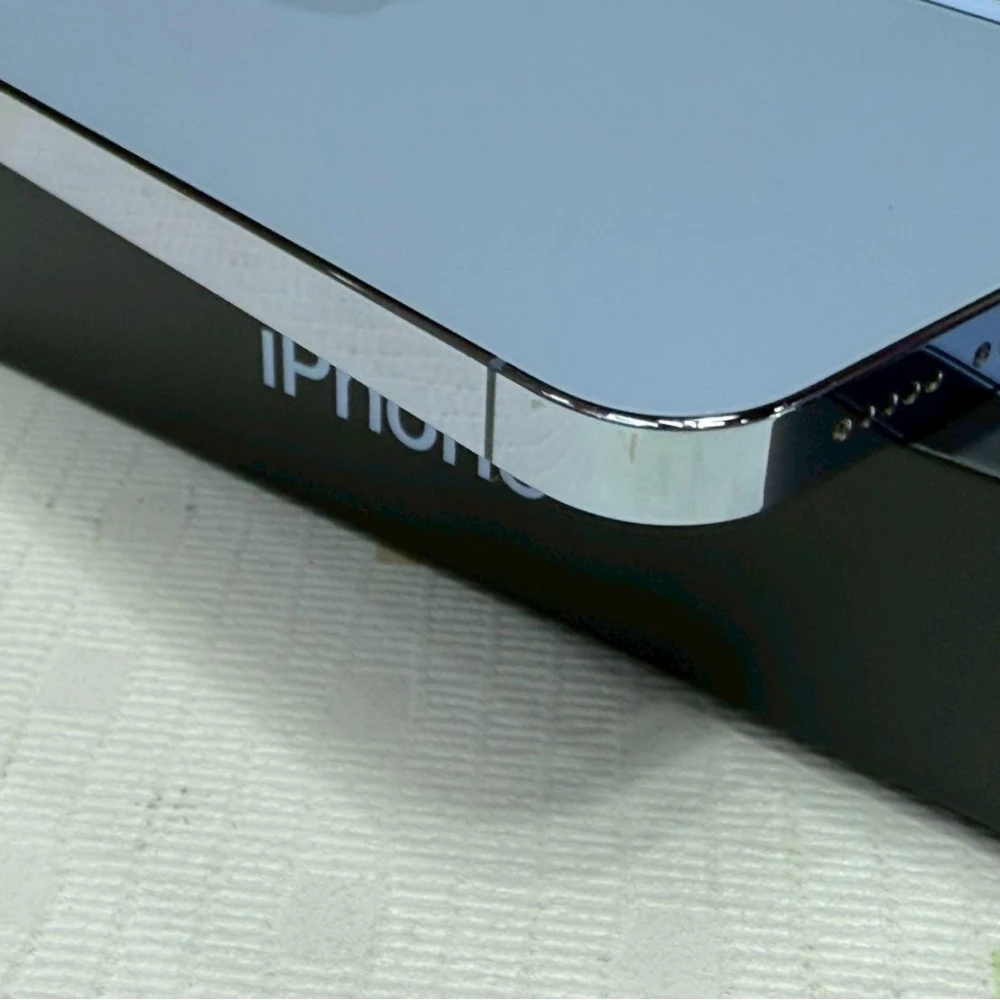 iPhone 13 pro 256g 藍 電池80% 有盒裝有配件