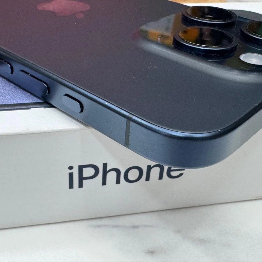 iPhone 15 pro 128g 藍  電池99% 循環56次 極新