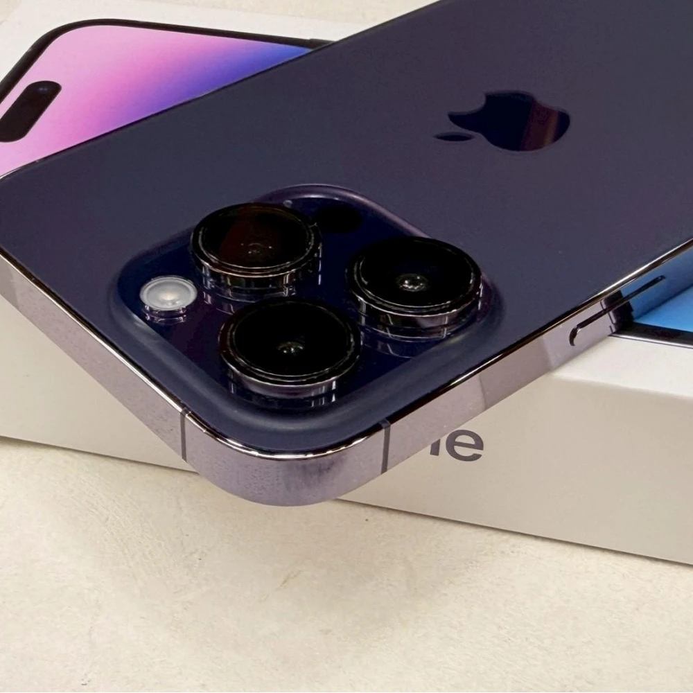 iPhone 14 pro 256g 紫 換過原廠電池88% 螢幕小細紋 邊框有使用痕跡 有盒裝有配