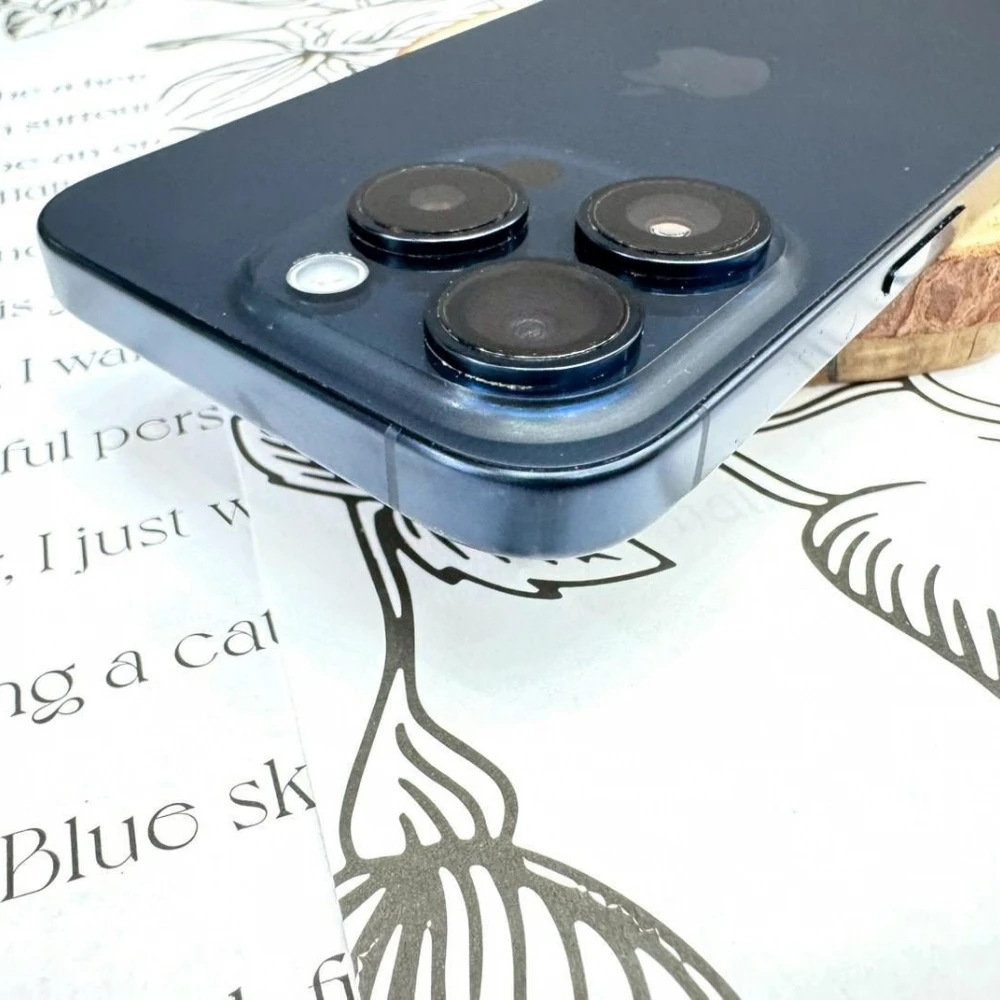 iPhone 15 Pro 256G 藍 電池87% 無盒裝有配件