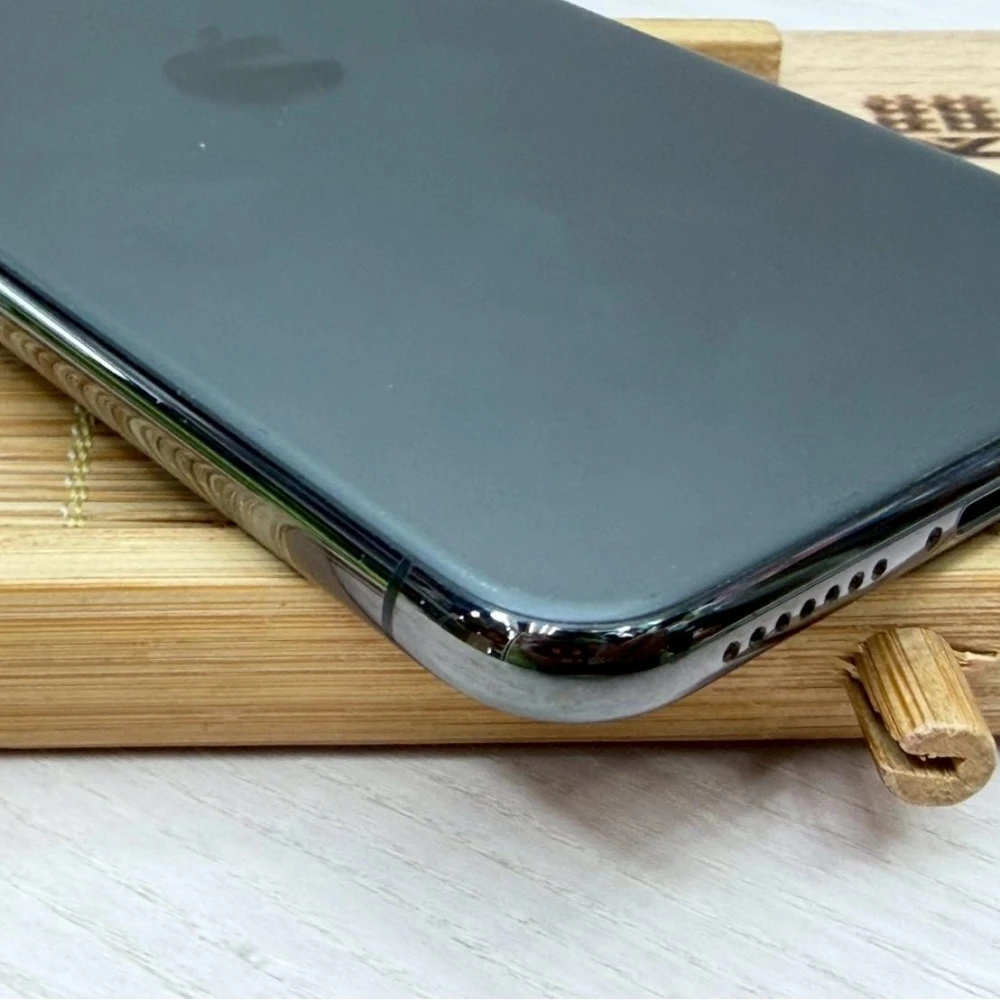 iPhone 11 Pro Max 256g 黑 電池80% 無盒裝有配件