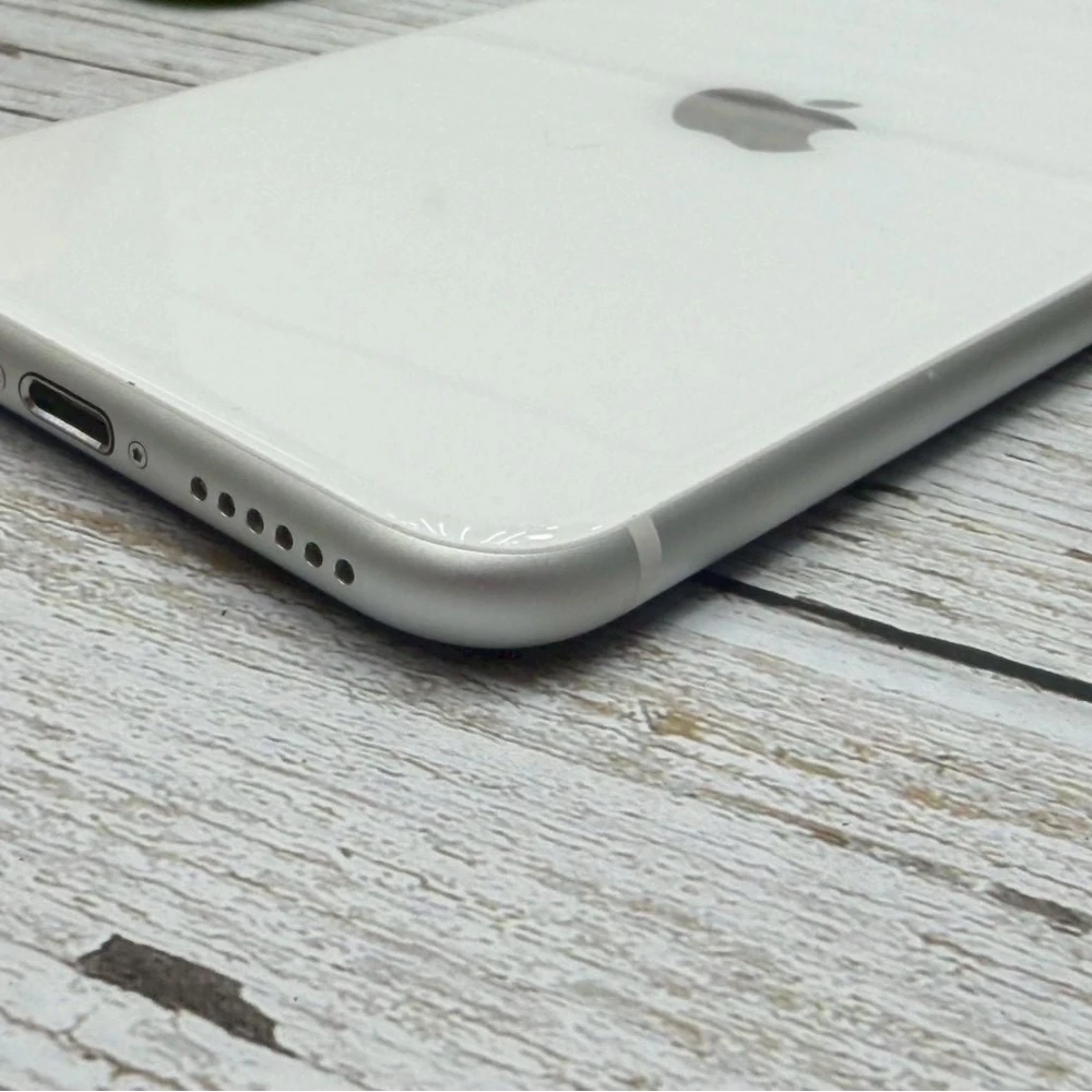 iPhone SE2 64g 白 副廠電池100% 無盒裝有配件