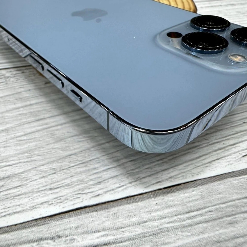 iPhone 13 PRO MAX 256g 藍 電池87% (換過螢幕) 無盒裝有配件