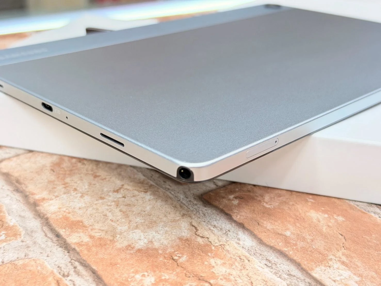 展示機 SAMSUNG Tab A11+ 11吋 (6+128G) 5G 銀 保固三個月 有盒裝有配件