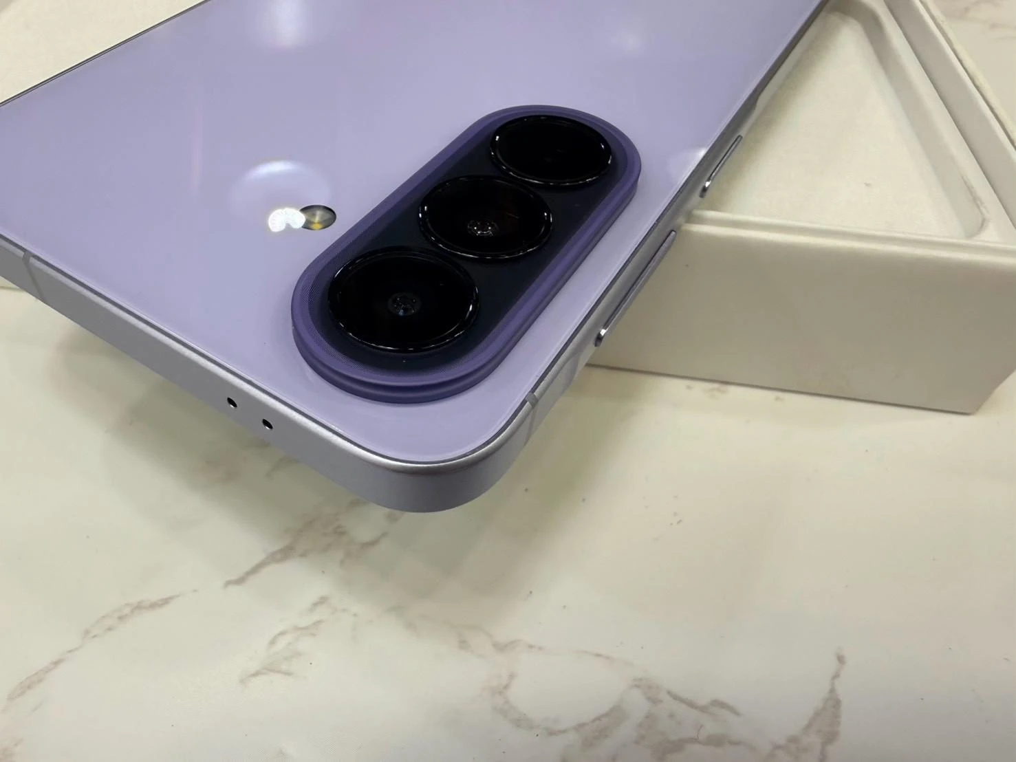 ?SAMSUNG Galaxy A57 (12+256G) 紫 展示機 有盒裝有配件