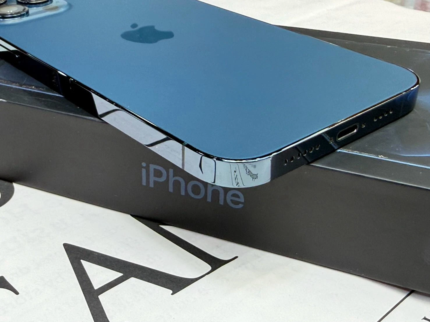 iPhone 12 Pro Max 256g 藍 電池84% 有盒裝有配件