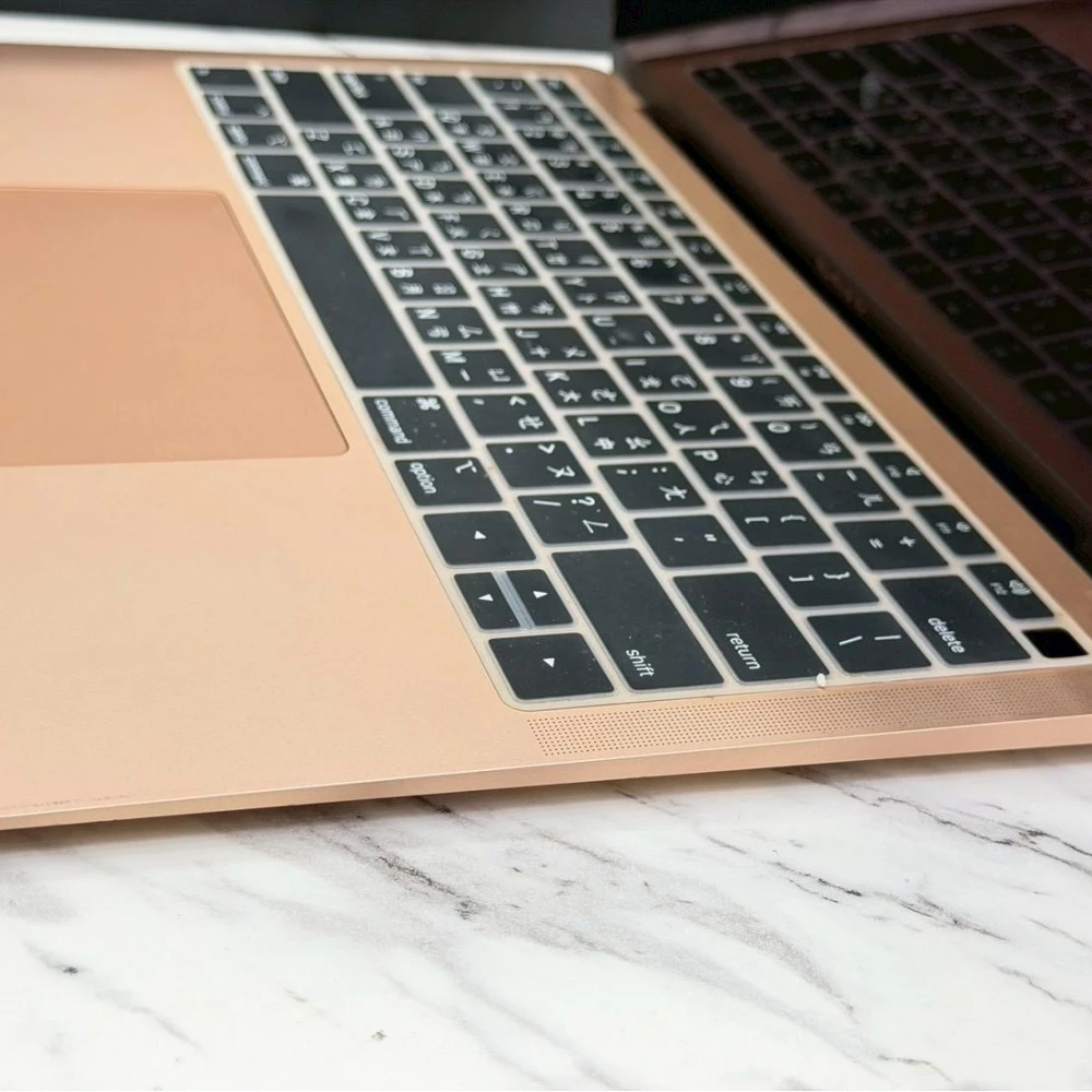 優質中古機 2018年 MacBook Air 13寸 128G 無盒裝有配件