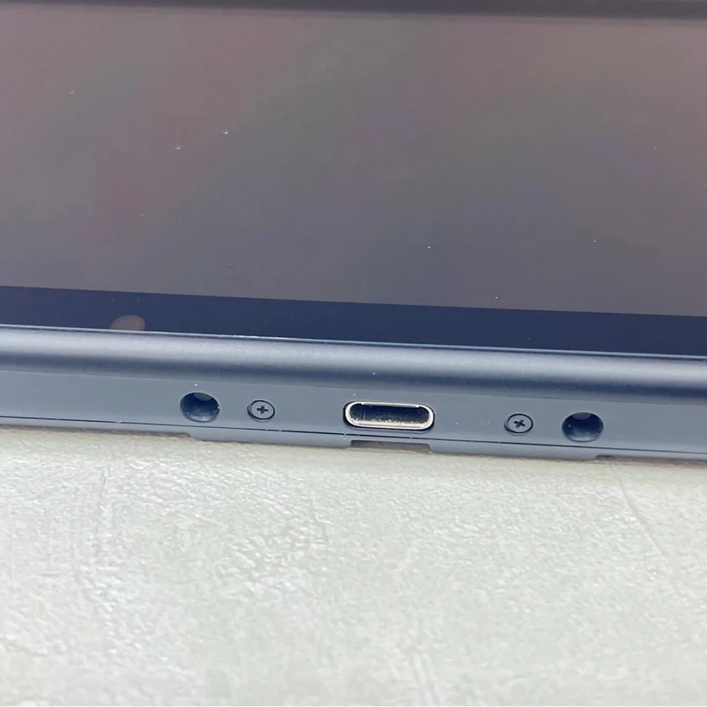 Switch主機 電力加強版 附保護盒＋遊戲片Ｘ２＋副廠搖桿