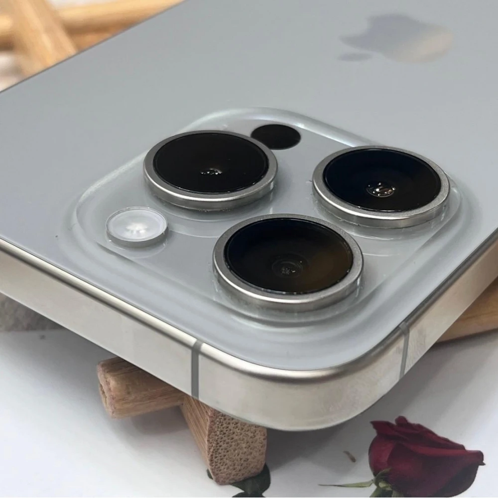 iPhone 15 Pro 128G 鈦 電池100% 循環73次 保固到2025/03/21 有盒