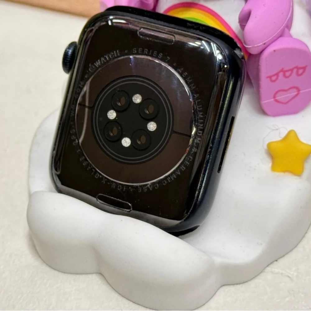 Apple Watch 7 45mm GPS版 黑色 電池84% 無盒裝有配件