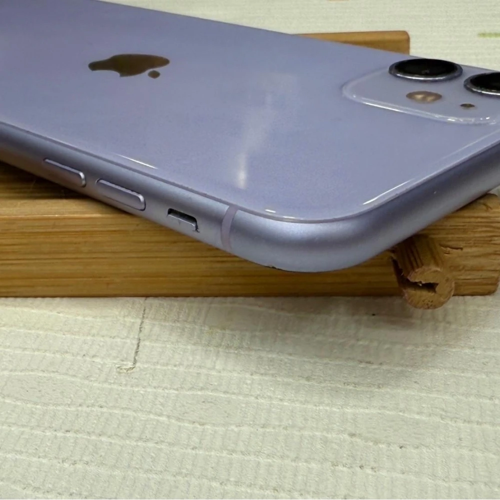 iPhone 11 64g 紫 電池75% 無盒裝有配件