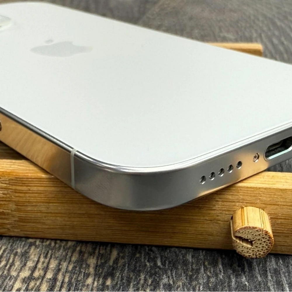iPhone 16 pro 256g 白 電池100% 循環70次 保固到2025/11/30 無盒