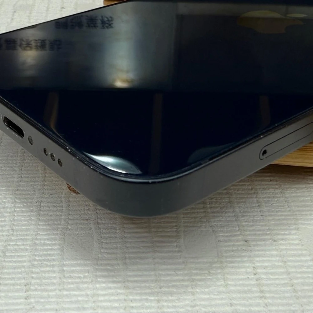 iPhone 13 128g 黑 電池100% 無盒裝有配件