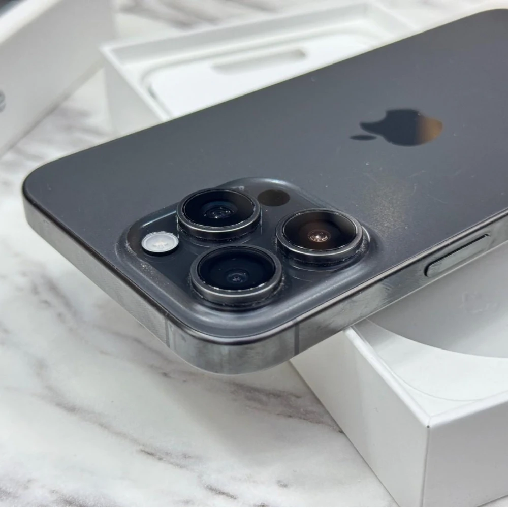 IPhone 15Pro Max 256G 黑色  保固到2025/08/09電池95%  循環24