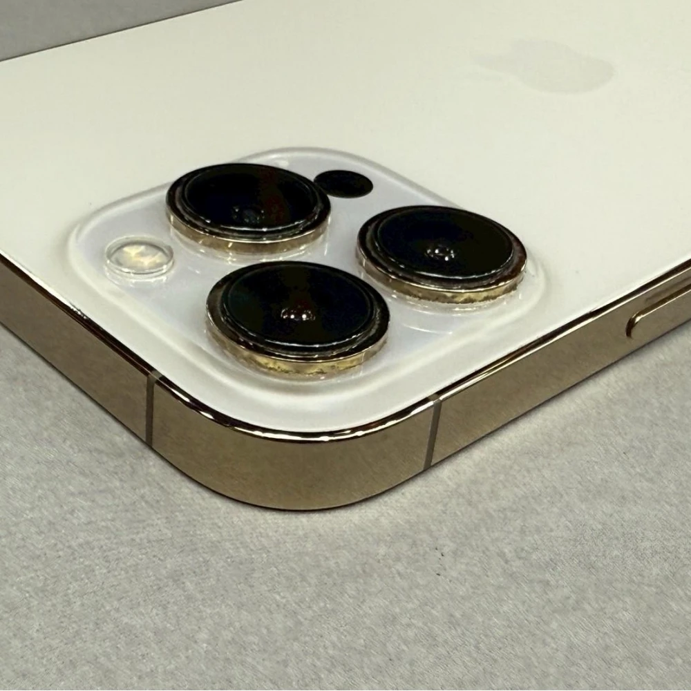 iPhone 13 PRO MAX 256g  金 電池81% 無盒裝有配件