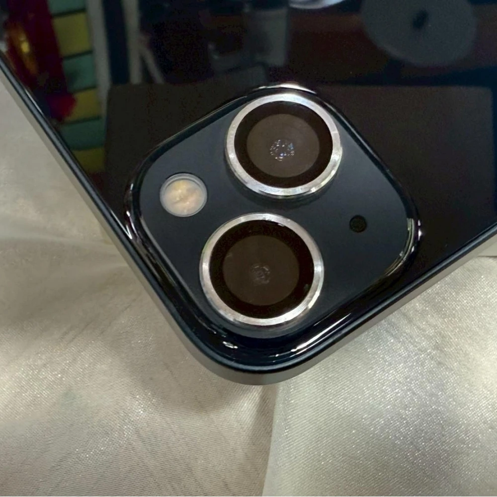 iPhone 13 128g 黑 電池79% 換過副廠螢幕 有盒裝有配件