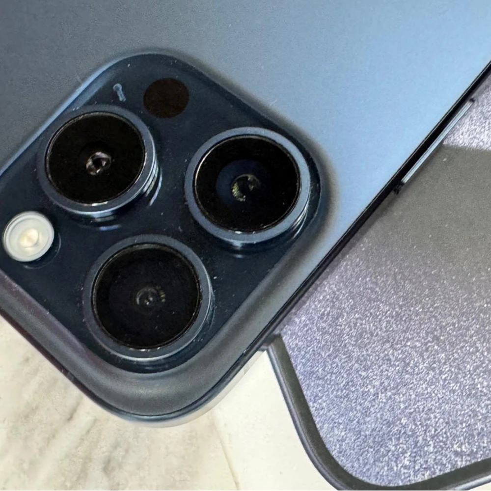 iPhone 15 pro 128g 藍  電池99% 循環56次 極新